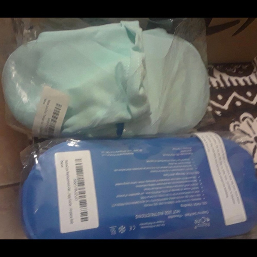 Women's Blue Therapy Socks - Picture 4 of 5